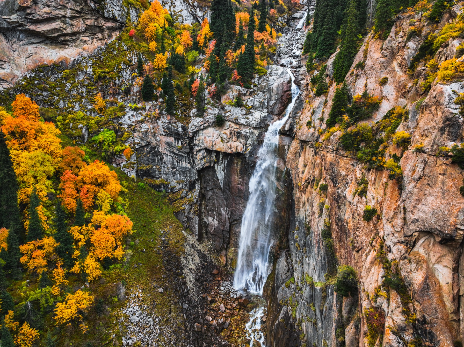 Horseback riding by a mountain lake